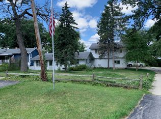 144 Oakwood Dr, Antioch, IL