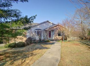 209 Minor Cir, Blacksburg, VA 24060