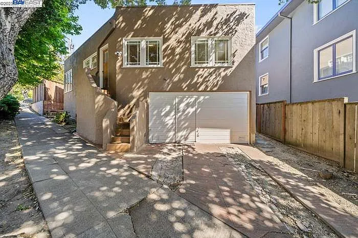769 Vincente Ave — Photo 34