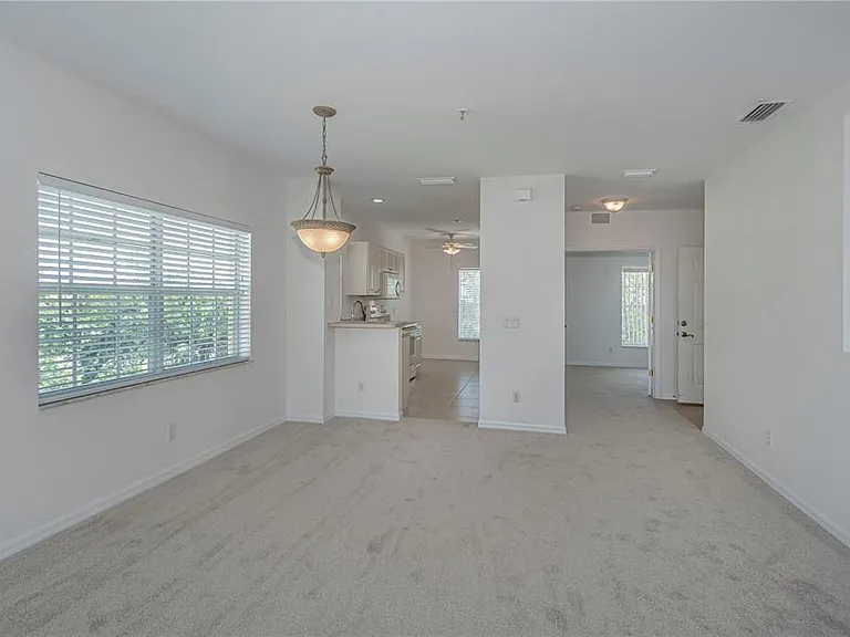 19355 Water Oak Dr #306 — Photo 7