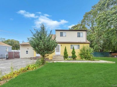36 Farrington Avenue, Bay Shore, NY, 11706