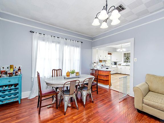 4th image of 307 Gabasse St