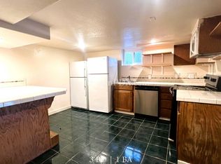 4330 SE Milwaukie Ave #B, Portland, OR 97202