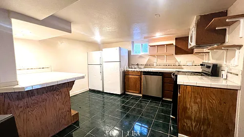 4330 SE Milwaukie Ave #B Photo 1 4330 SE Milwaukie Ave #B Photo 1