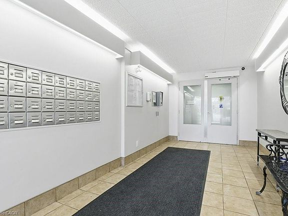2nd image of 80 Breckenridge Dr #110