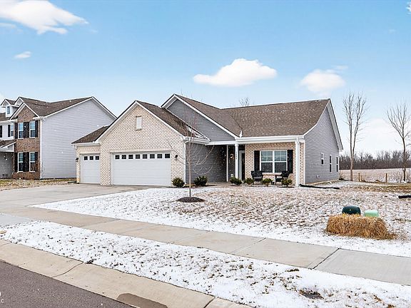 2nd image of 1408 Crabapple Rd