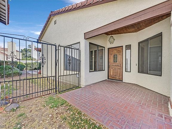 3rd image of 3924 Tudur Ln