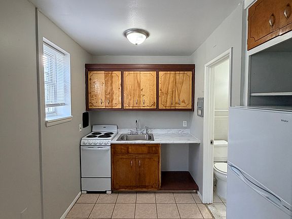 3rd image of 158 Fountain St #1A1