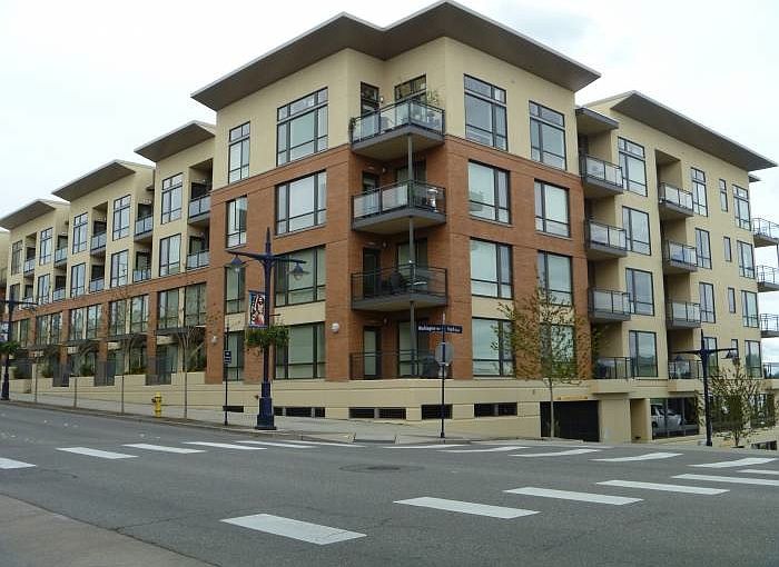 1st image of 400 Washington Ave Unit 304