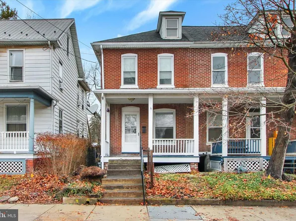 44 E Water St, Gettysburg, PA 17325