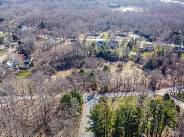245 Old Canterbury Turnpike, Norwich, CT 06360