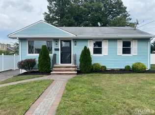 80 Poplar St, Fords, NJ 08863