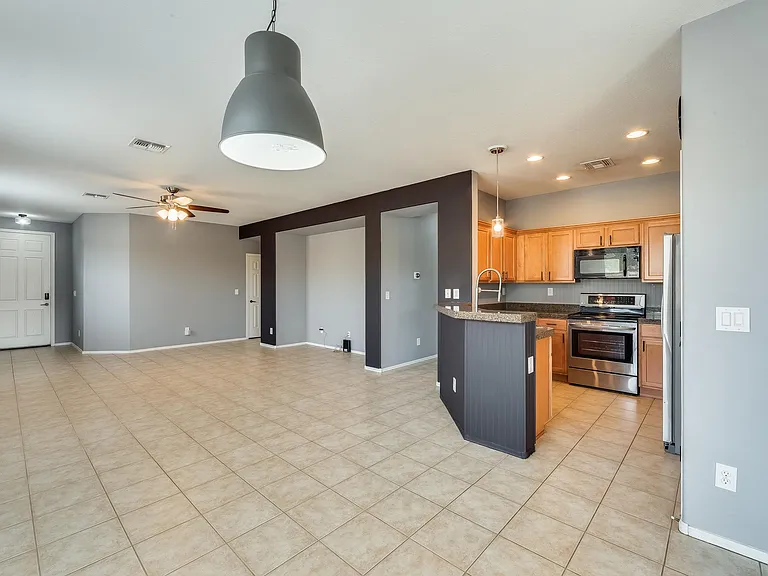 39534 N Bent Creek Ct — Photo 9