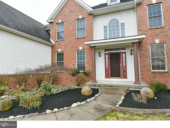 2nd image of 1781 Hawks Nest Dr