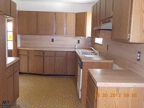 3rd image of 12972 Docksin Dr