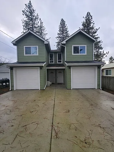 E. 38th Avenue Duplex's Photo 1