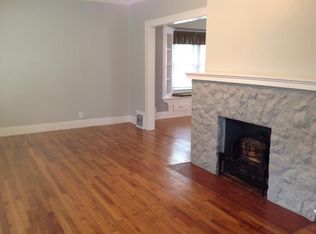 1552 Lauderdale Ave, Lakewood, OH 44107