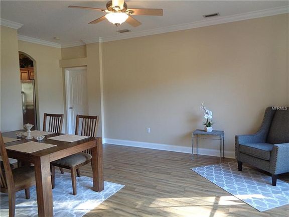 3rd image of 1641 Wondering Oak Ln