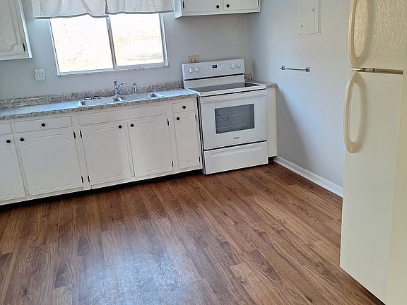 3rd image of 1604-1616 N Main St #14204467