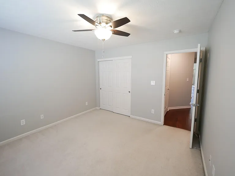 16841 Loch Cir #1 — Photo 21
