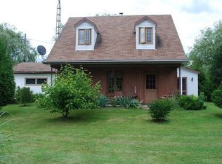 6 Anick Ave, Alburg, VT 05440