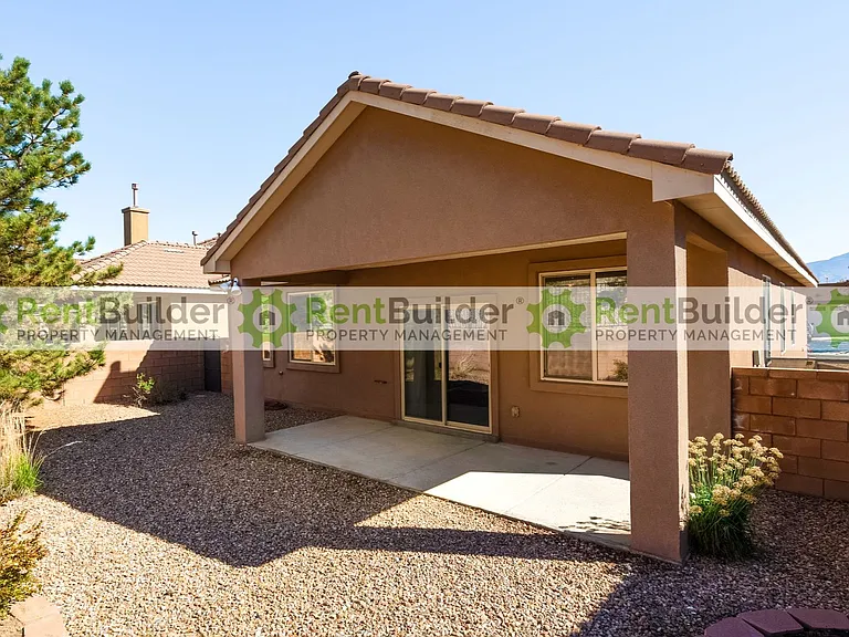 1027 Desert Willow Ct — Photo 5