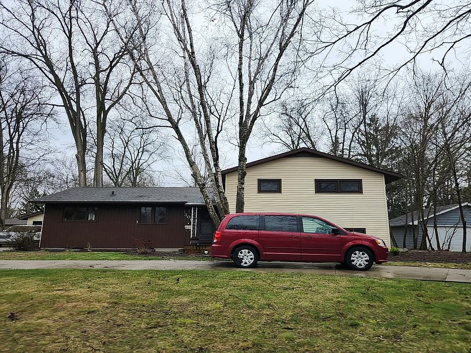 1st image of 309 Leonard Ln