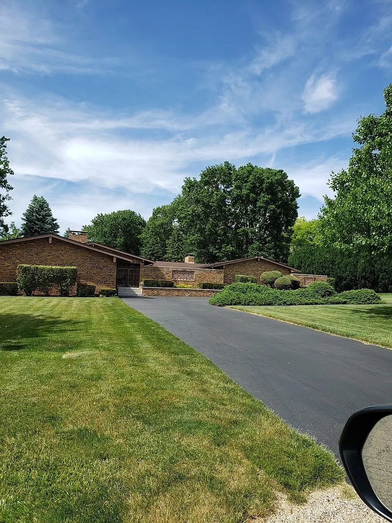 4 Cherrywood Ln photo 1