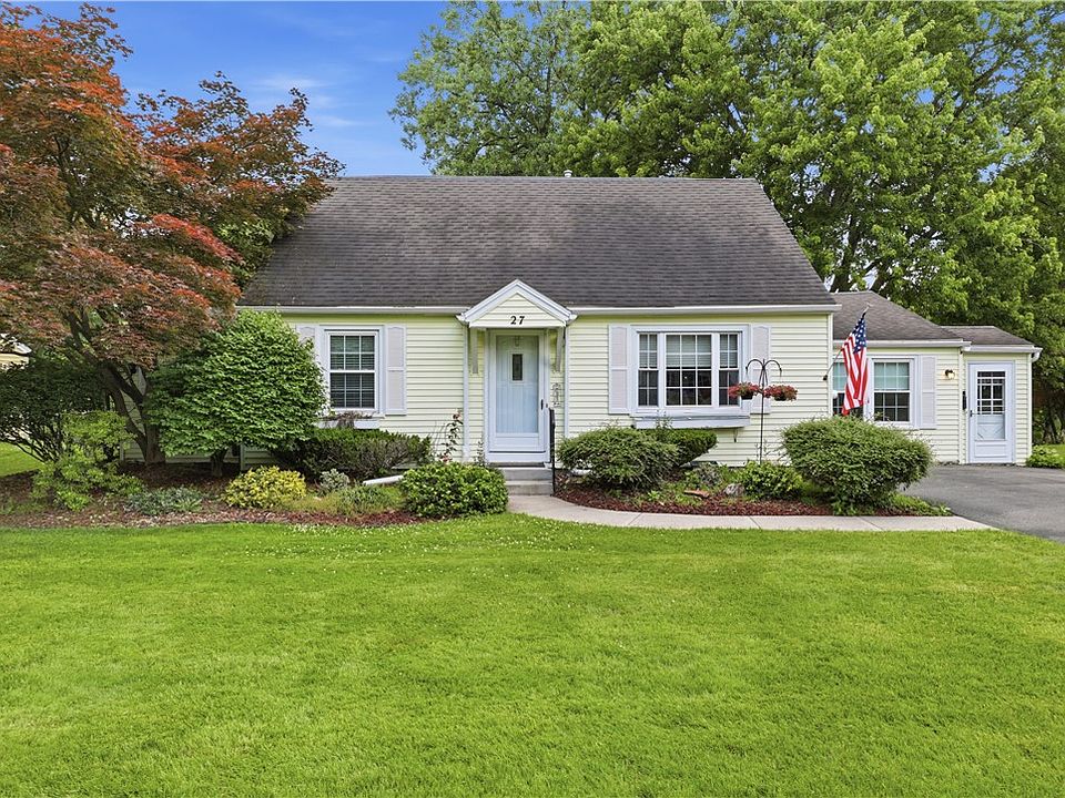 1st image of 27 Meadow View Dr