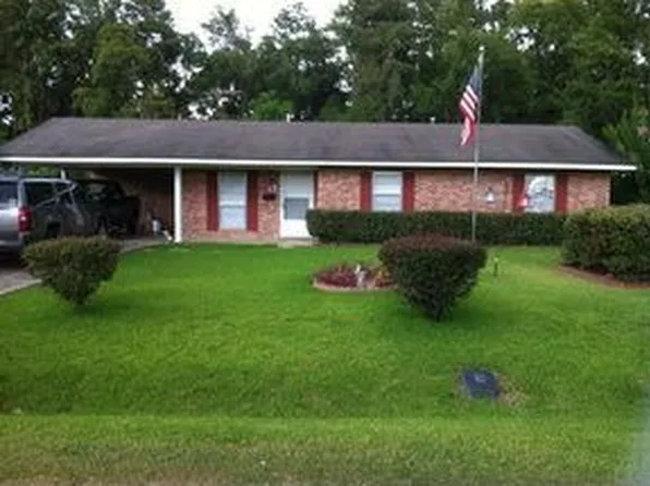 808 Brindley Dr, Oakdale, LA 71463