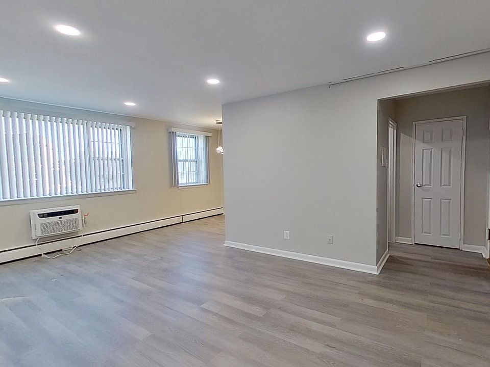 1st image of 2121 Glendale Ave #309