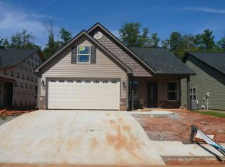 204 Dellwood Dr, Spartanburg, SC 29301