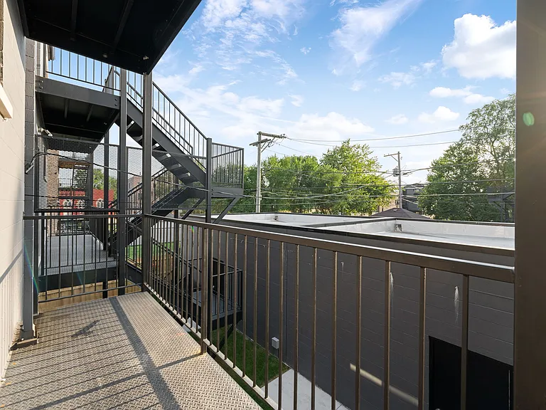 6340 S Drexel Ave #3 — Photo 26