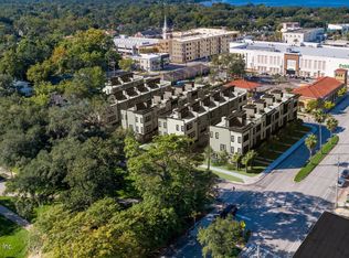 1623 Piazza Pl, Jacksonville, FL 32207