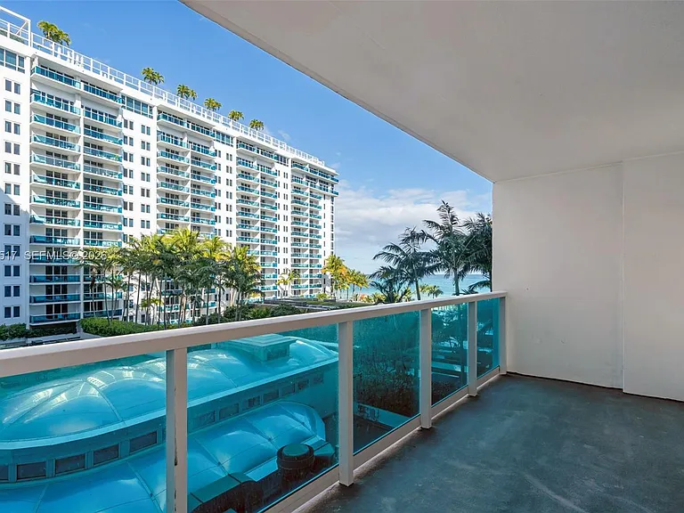 2301 Collins Ave #621 — Photo 14