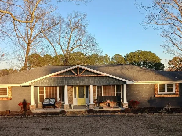 1390 Broadwell Rd, Boaz, AL 35957