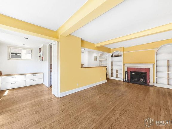 2nd image of 315 E 68th St APT 6H