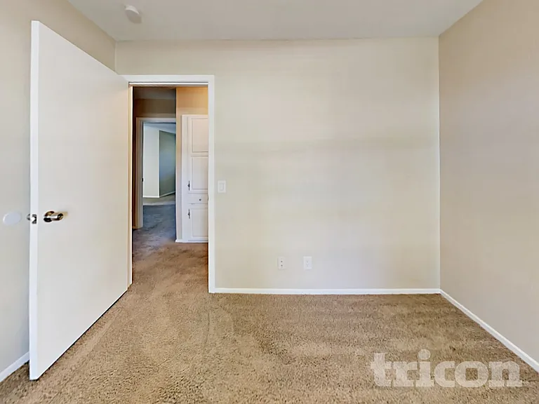 6227 Ridge Place St — Photo 9