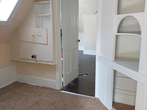 5th image of 1343 Vine St #2