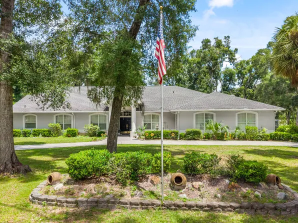 11108 NW 70th Cir, Chiefland, FL 32626