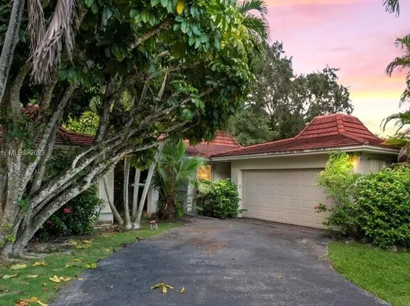 6091 SW 79th St, South Miami, FL 33143