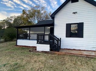 991 Center St SW, Mableton, GA 30126