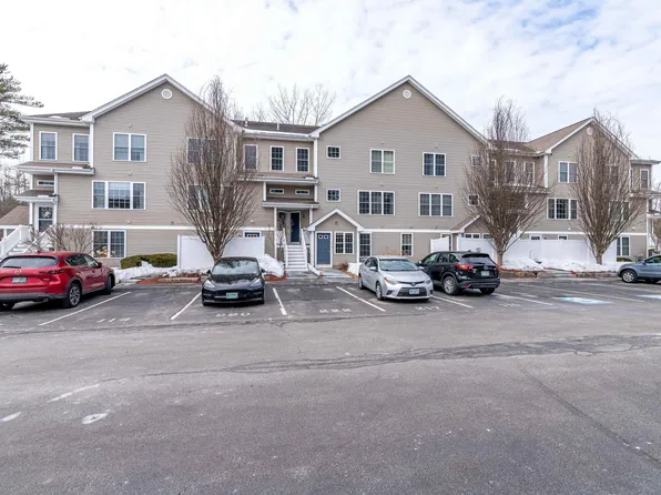 3 Maple Ridge Drive #114, Merrimack, NH 03054