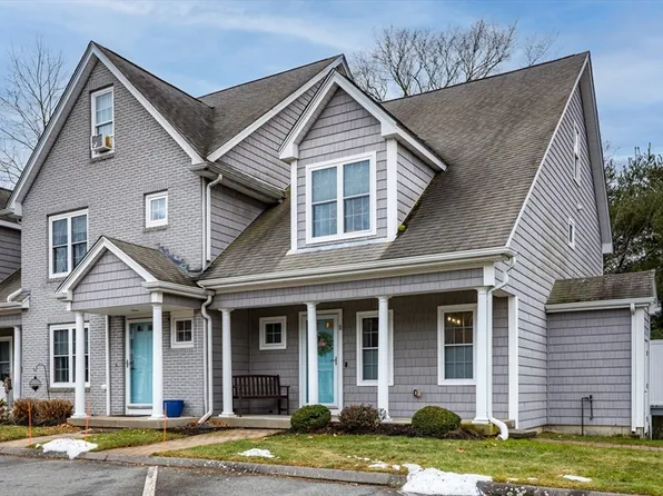 700 Lees River Ave Unit 15, Somerset, MA 02725
