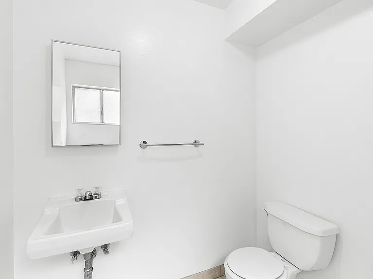 4788 Heyer Ave #C — Photo 7