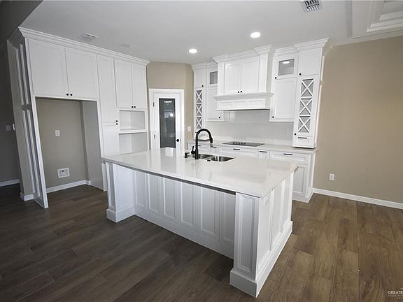 5th image of 3013 E Bella Vista Ave