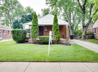 1815 Harwood Ave, Royal Oak, MI 48067