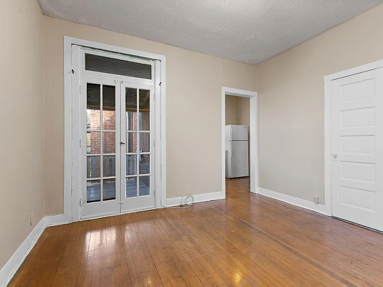 Woodruff Place — Photo 9