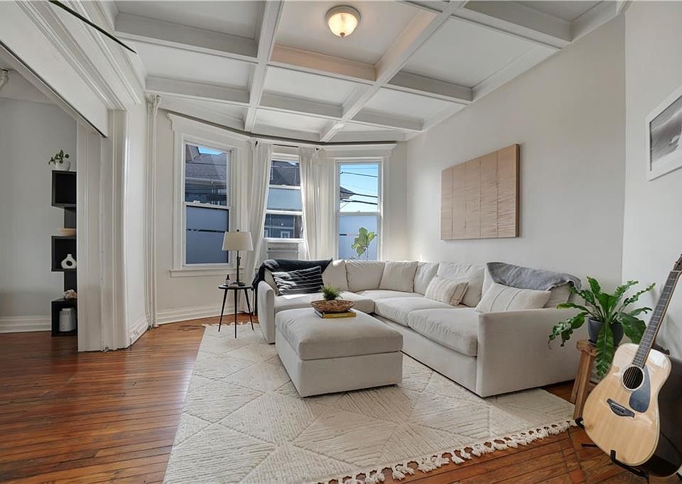 1st image of 427 Beach 69th St
