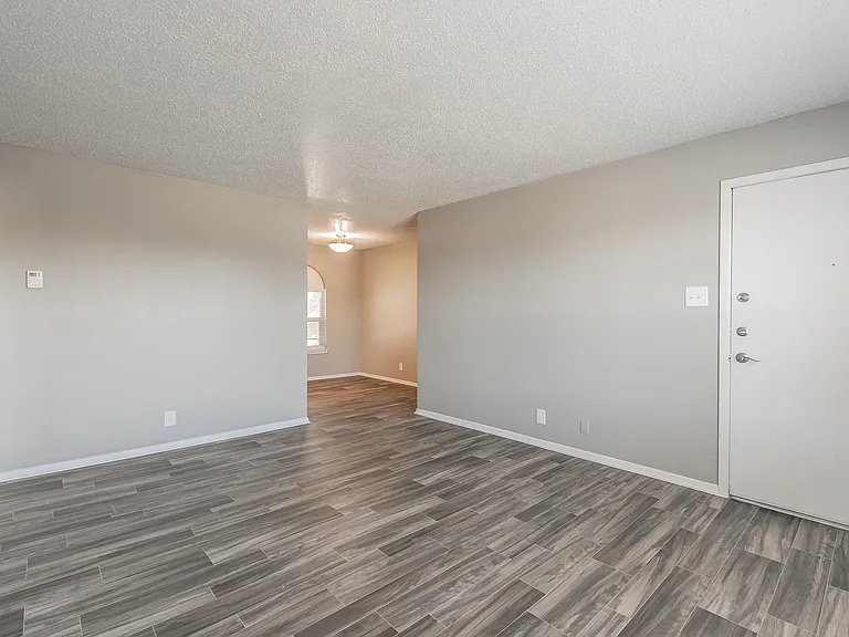 Davis Park Apartments — Photo 21
